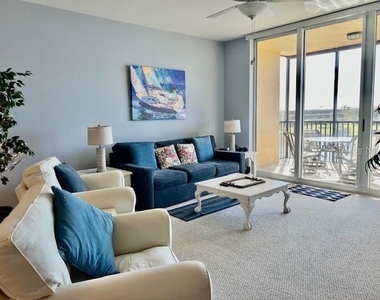 3313 Sunset Key Circle - Photo Thumbnail 12