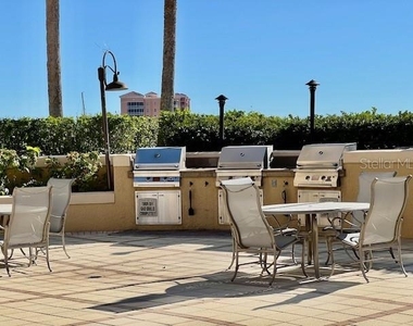 3313 Sunset Key Circle - Photo Thumbnail 40