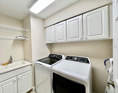 3313 Sunset Key Circle - Photo Thumbnail 24