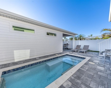 327 Harvey Street - Photo Thumbnail 40