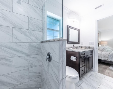 327 Harvey Street - Photo Thumbnail 26