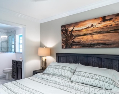 327 Harvey Street - Photo Thumbnail 21