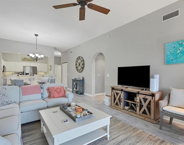 5117 Melbourne Street - Photo Thumbnail 5