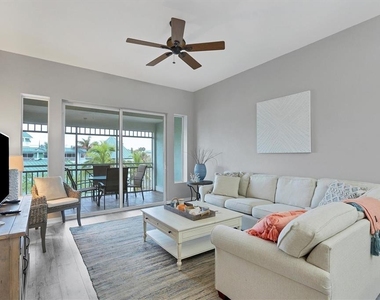 5117 Melbourne Street - Photo Thumbnail 2