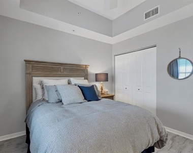 5117 Melbourne Street - Photo Thumbnail 25