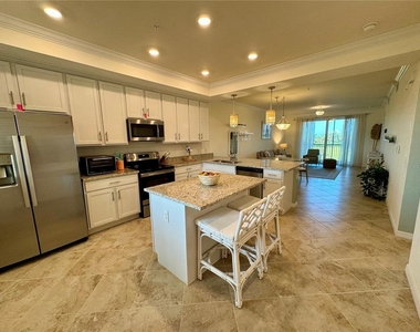 14051 Heritage Landing Boulevard - Photo Thumbnail 2