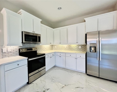 25191 Keygrass Court - Photo Thumbnail 3