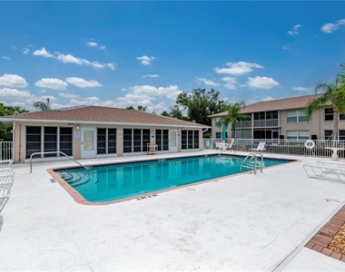 11644 Sw Egret Circle - Photo Thumbnail 2