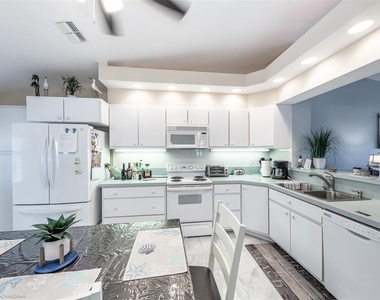 11644 Sw Egret Circle - Photo Thumbnail 4
