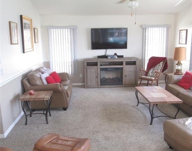 4088 Gingold Street - Photo Thumbnail 10