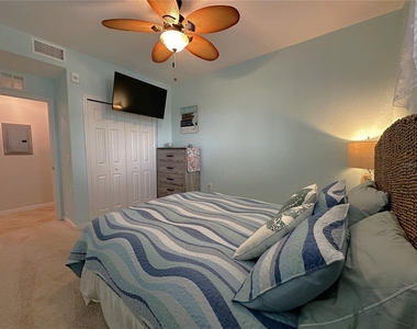 14081 Heritage Landing Boulevard - Photo Thumbnail 16