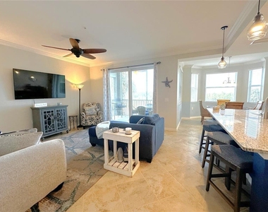 14081 Heritage Landing Boulevard - Photo Thumbnail 4