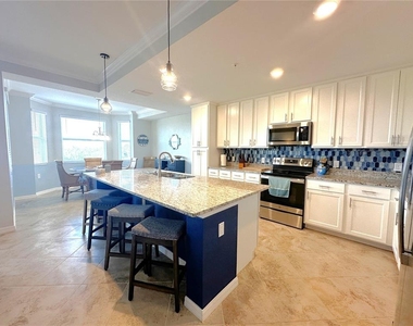 14081 Heritage Landing Boulevard - Photo Thumbnail 2