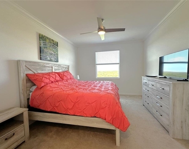 14061 Heritage Landing Boulevard - Photo Thumbnail 6