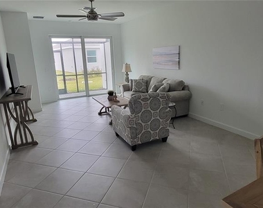 8716 Saint Kitts Circle - Photo Thumbnail 2
