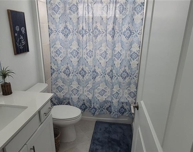 8716 Saint Kitts Circle - Photo Thumbnail 9