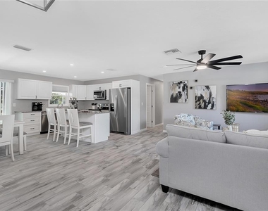 60 Golfview Road - Photo Thumbnail 7