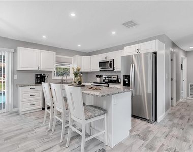 60 Golfview Road - Photo Thumbnail 15