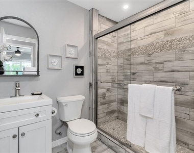60 Golfview Road - Photo Thumbnail 13