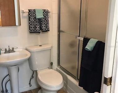 225 Sullivan Street - Photo Thumbnail 14