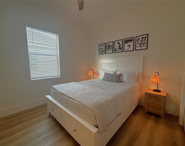 17435 Jadestone Court - Photo Thumbnail 14