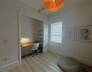 17435 Jadestone Court - Photo Thumbnail 22