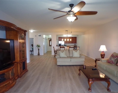 93 Vivante Blvd - Photo Thumbnail 9