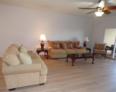 93 Vivante Blvd - Photo Thumbnail 5