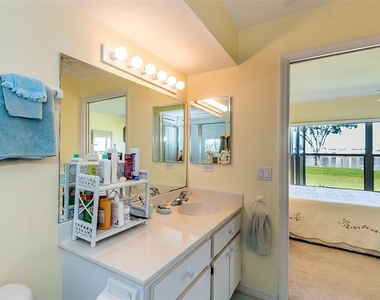 11644 Egret Circle - Photo Thumbnail 13