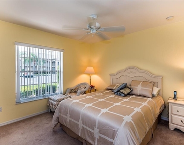 11644 Egret Circle - Photo Thumbnail 8
