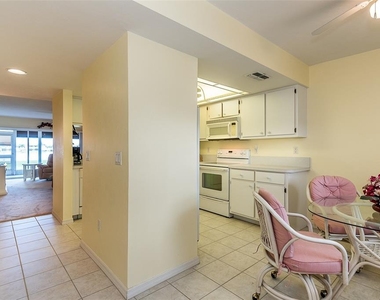 11644 Egret Circle - Photo Thumbnail 32