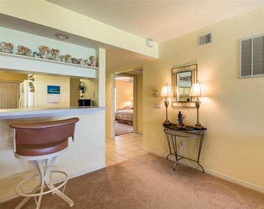 11644 Egret Circle - Photo Thumbnail 9