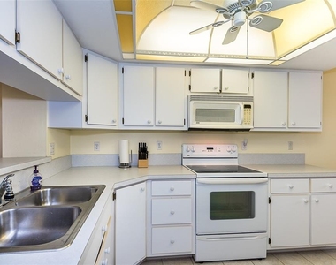 11644 Egret Circle - Photo Thumbnail 35