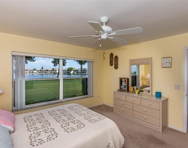11644 Egret Circle - Photo Thumbnail 24