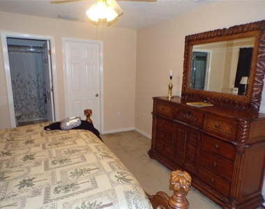 1011 Tropical Avenue Nw - Photo Thumbnail 12