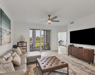 12580 Galapagos Court - Photo Thumbnail 11