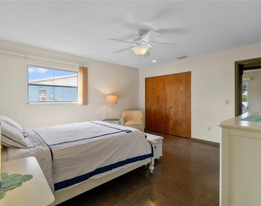 8034 Trionfo Avenue - Photo Thumbnail 19