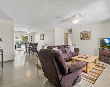 8034 Trionfo Avenue - Photo Thumbnail 4