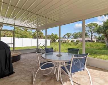 8034 Trionfo Avenue - Photo Thumbnail 22