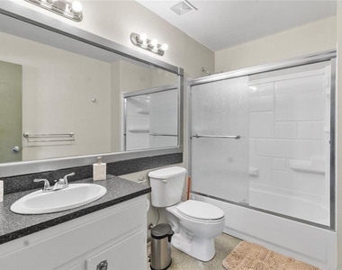 8034 Trionfo Avenue - Photo Thumbnail 11