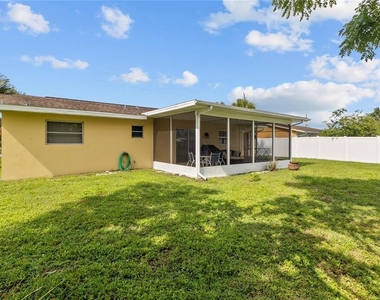 8034 Trionfo Avenue - Photo Thumbnail 27