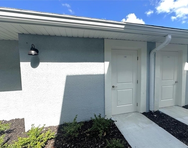 14267 Heritage Landing Boulevard - Photo Thumbnail 24