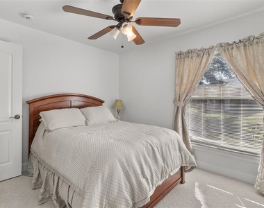4812 Kenvil Drive - Photo Thumbnail 21