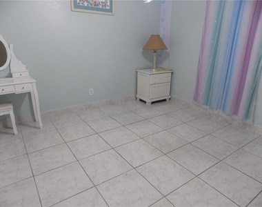 342 Millport Street Nw - Photo Thumbnail 14