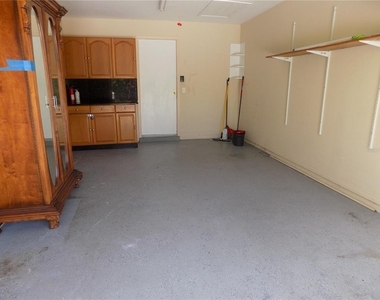 342 Millport Street Nw - Photo Thumbnail 17