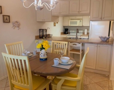4024 Oakview Drive - Photo Thumbnail 7