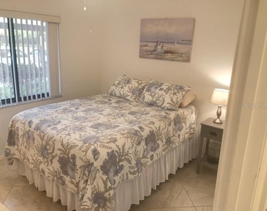 4024 Oakview Drive - Photo Thumbnail 15