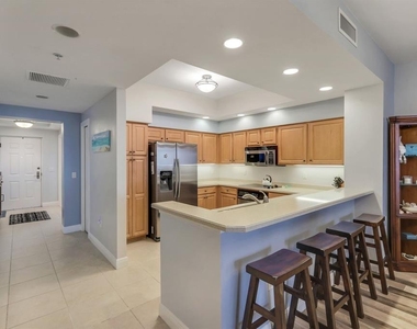 3313 Sunset Key Circle - Photo Thumbnail 8