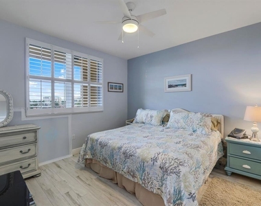 3313 Sunset Key Circle - Photo Thumbnail 18