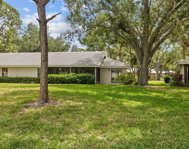 235 Southampton Lane - Photo Thumbnail 34